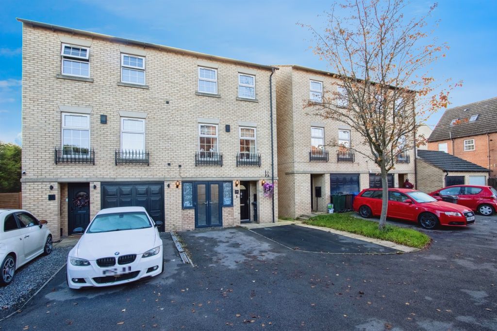 Property photo 1 of 17