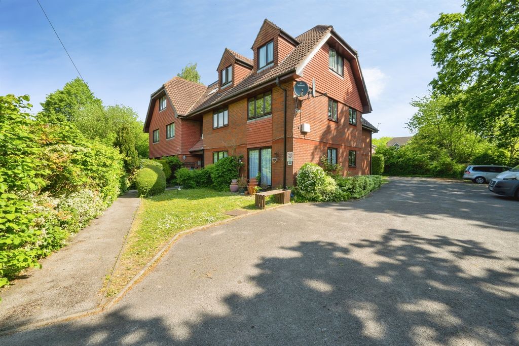 Property photo 1 of 18