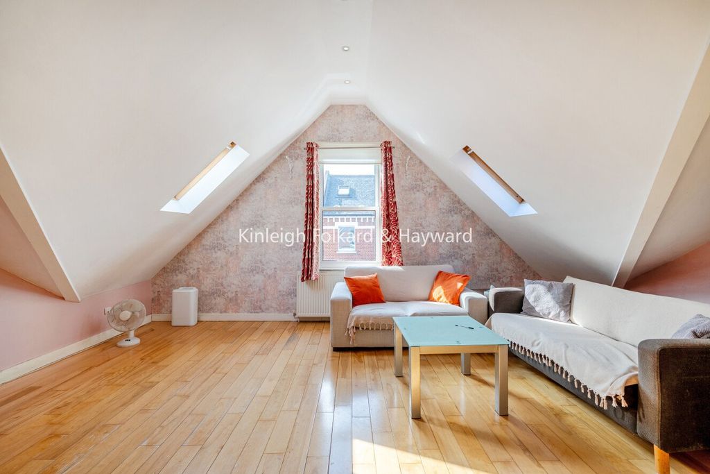 Property photo 2 of 15 Picture No. 07
