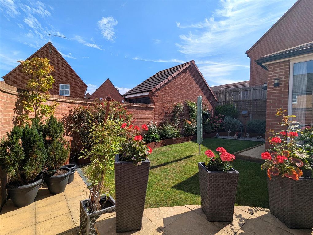 Property photo 2 of 19 Foxglove 2 (1).Jpg