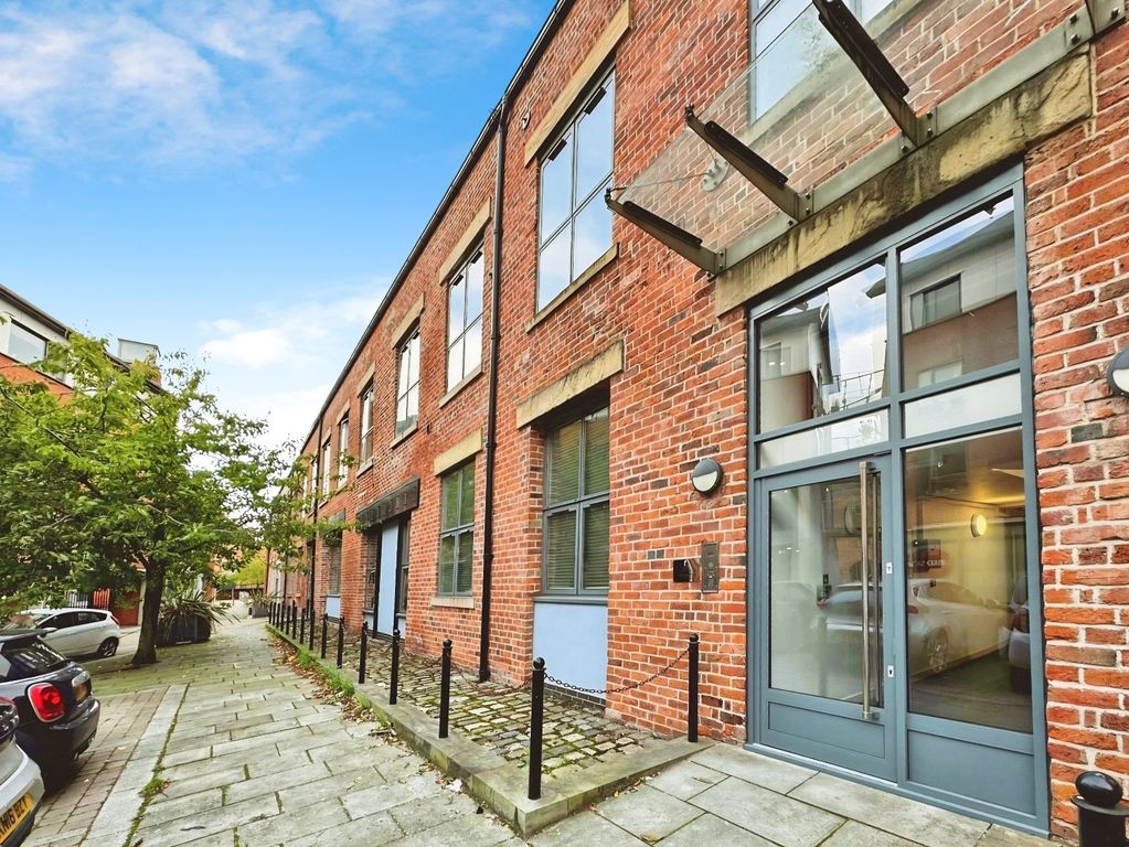 Property photo 1 of 9 Picture No. 18