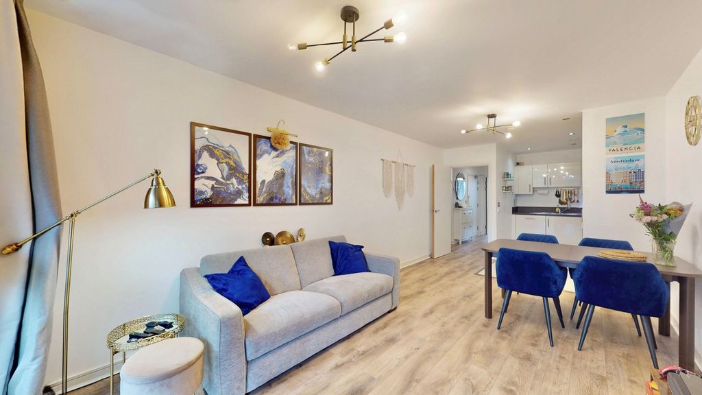 Property photo 1 of 22 Picture No. 19