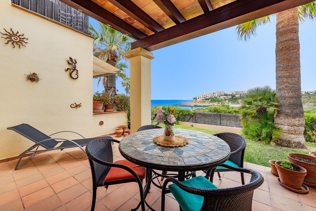 Property photo 1 of 20 Covered Terrace