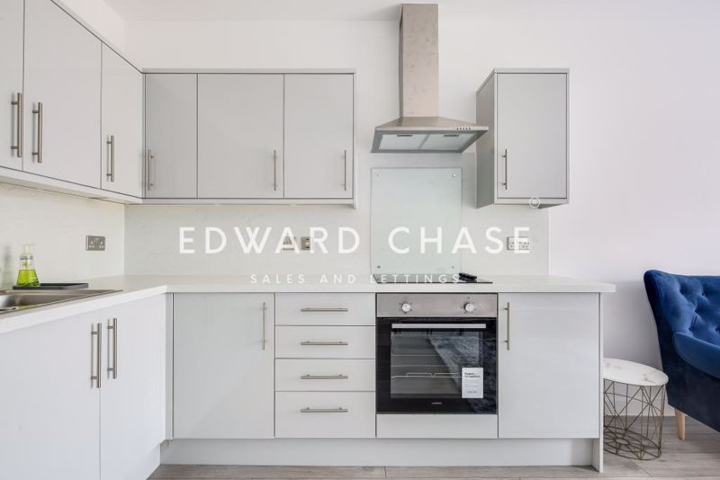 Property photo 3 of 14 Photo 2