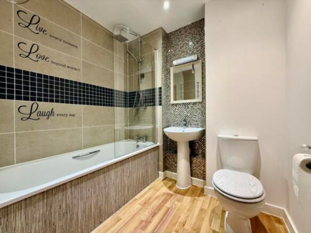 Property photo 3 of 5