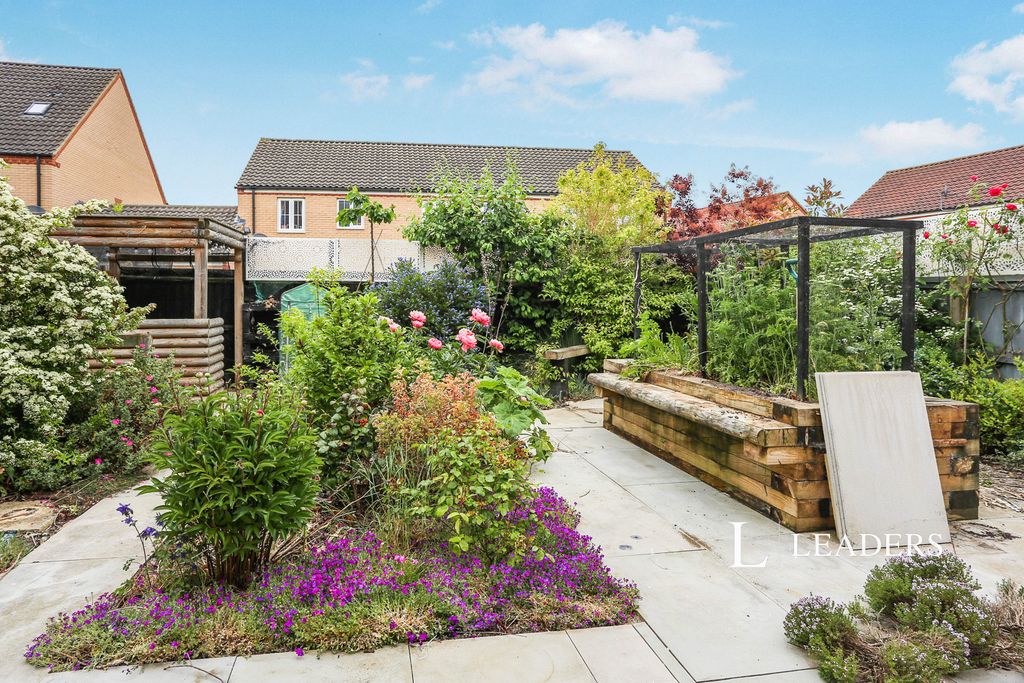 Property photo 2 of 14 2