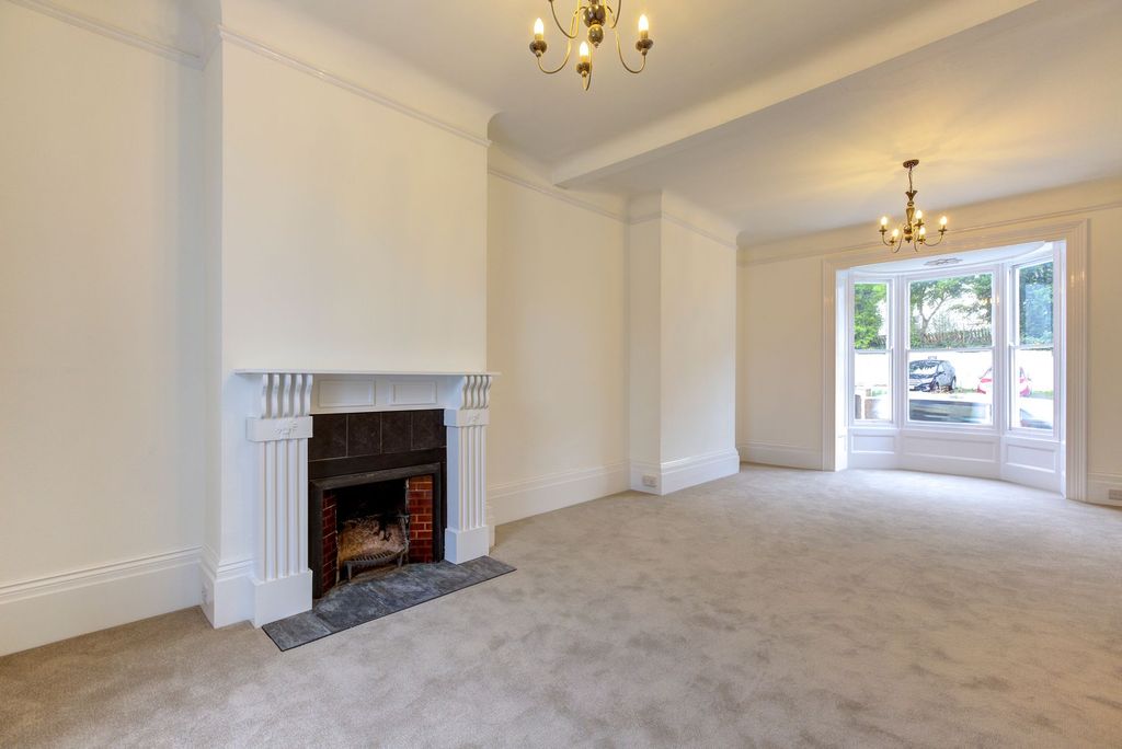 Additional image 5 of 5 bed property for sale3 Imperial Villas, St Saviours Road, St Saviour JE2