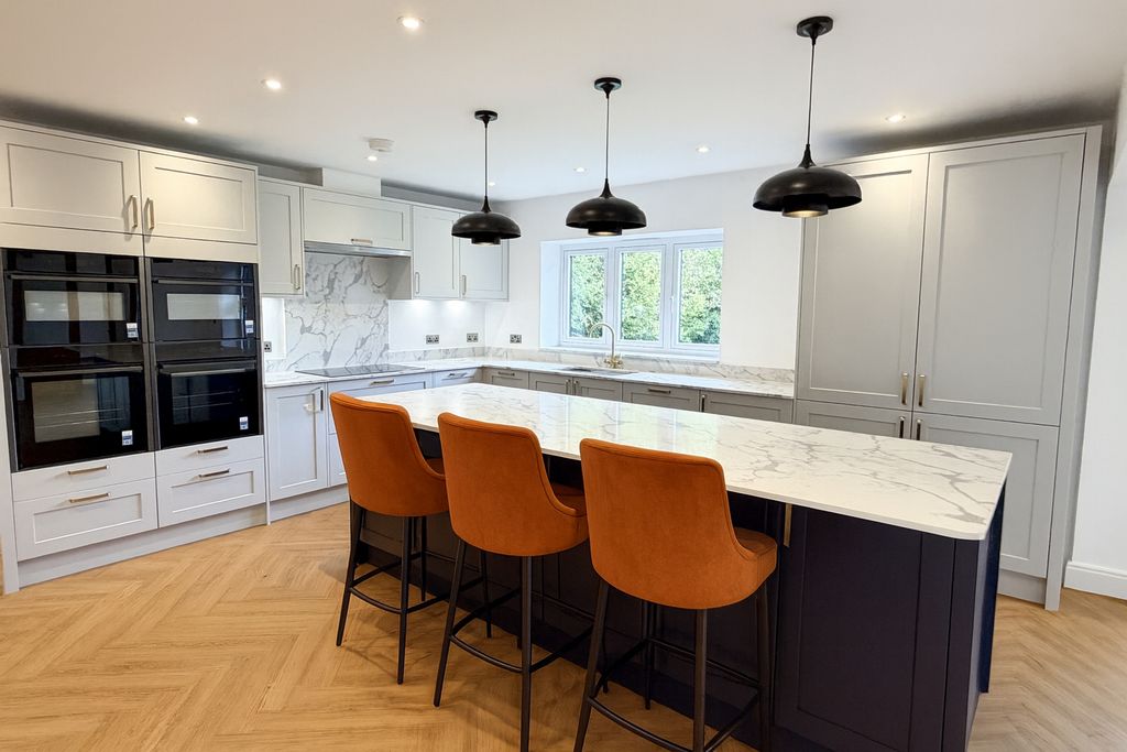 Property photo 3 of 22 3A.Jpg