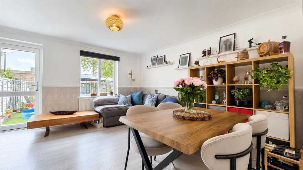 Property photo 2 of 14 Jasper Rd, E16 New House For Sale By Barrain Londo