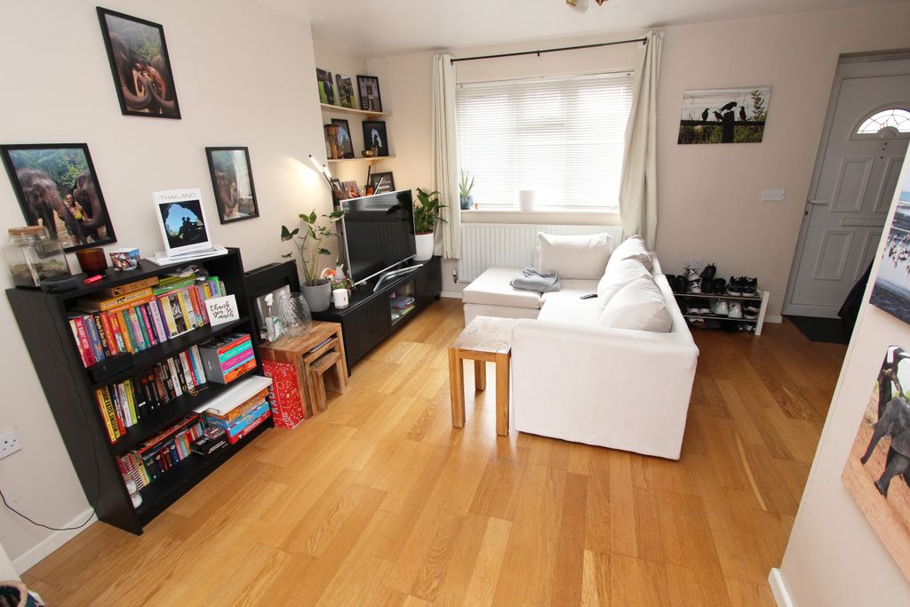 Property photo 3 of 15 Img_1535A