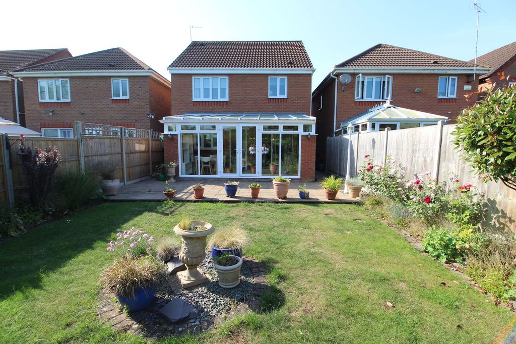Property photo 2 of 17