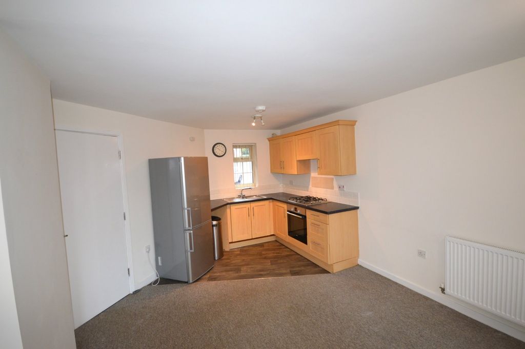 Property photo 2 of 13 Picture No. 35