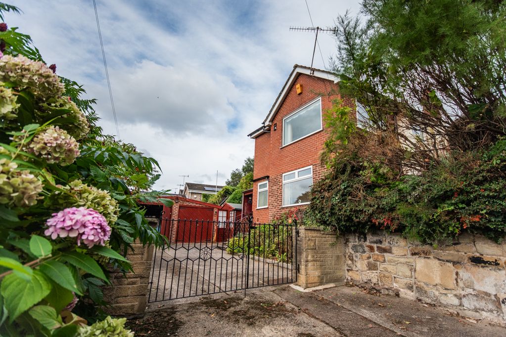 Property photo 3 of 39 Vicar Road-2