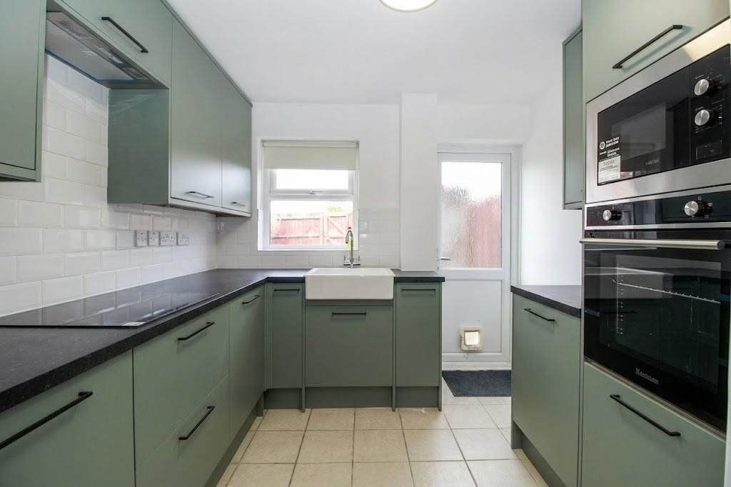 Property photo 2 of 12 Kitchen.Jpg