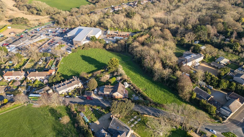 Property photo 3 of 4 Freshwater_Spence Willard-3.Jpg