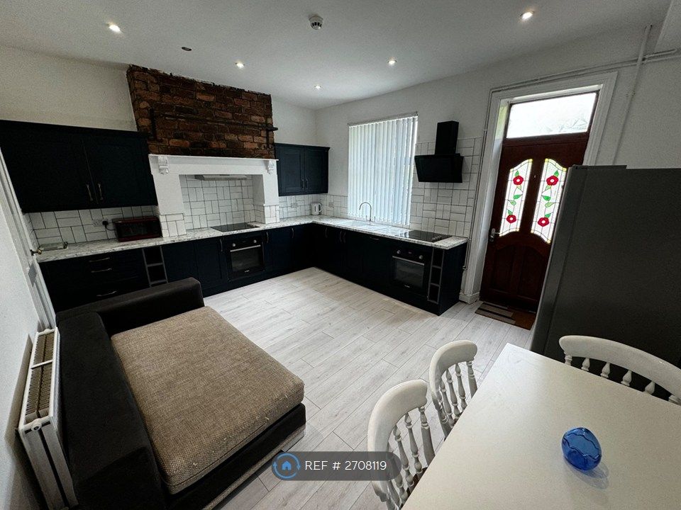 Property photo 2 of 18 Kitchen Diner