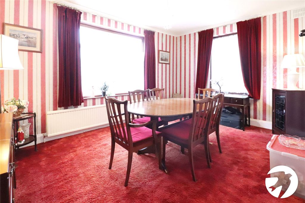 Property photo 3 of 19 Picture No. 02