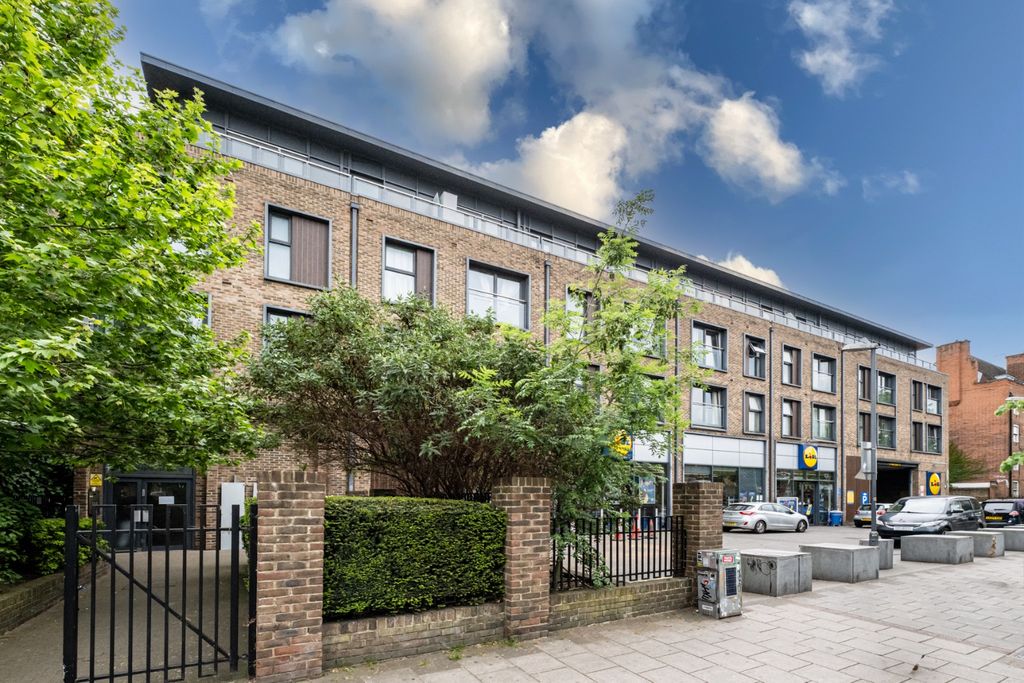 Property photo 1 of 20 5158771