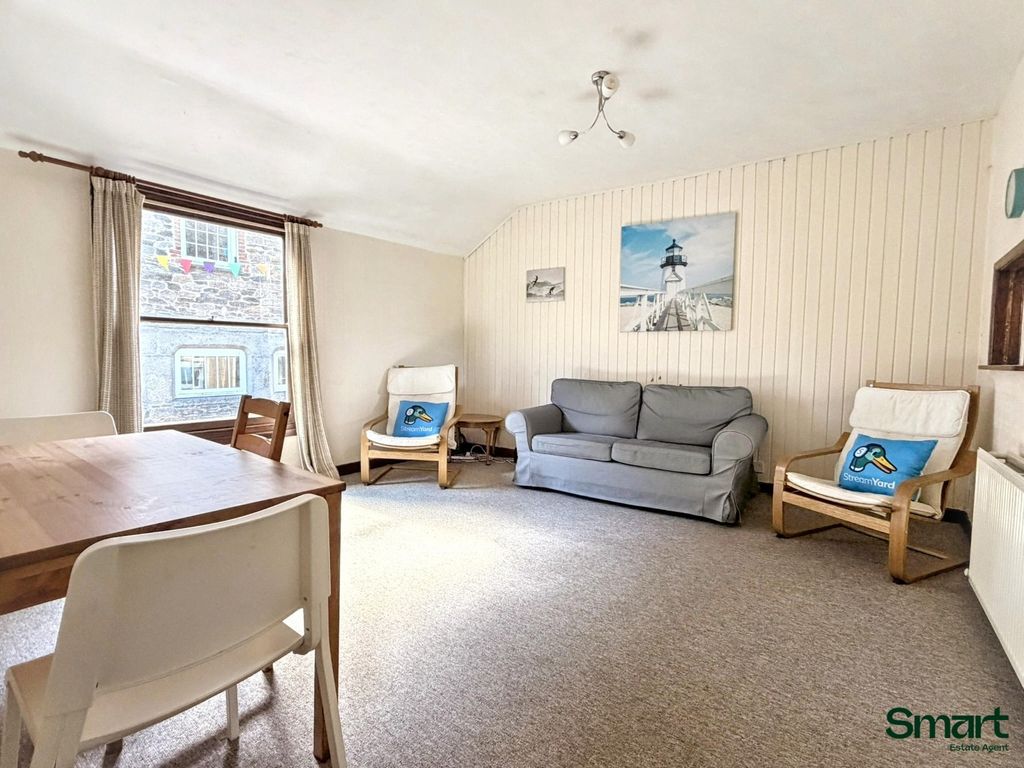 Property photo 3 of 10 5536553