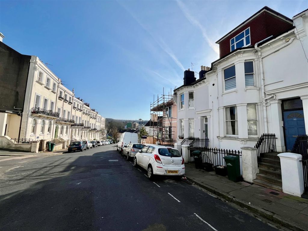 Property photo 2 of 18 2.Jpg