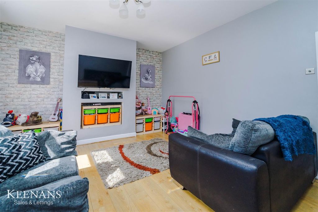 Property photo 2 of 20 7.Jpg