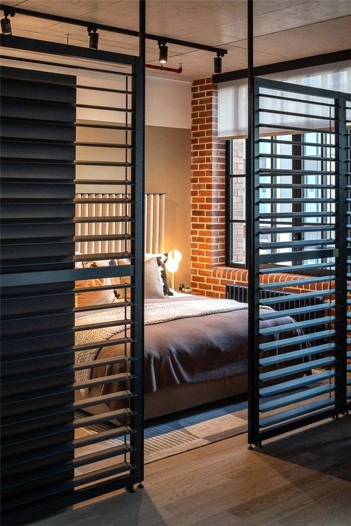 Property photo 2 of 12 Picture No. 20