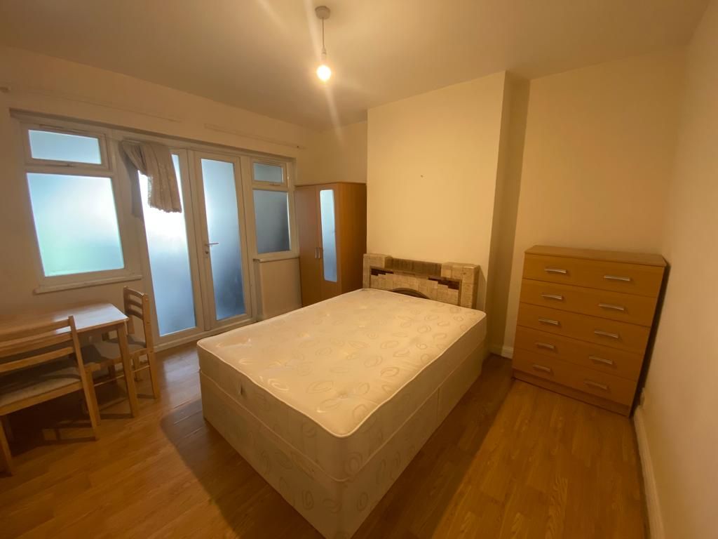 Property photo 1 of 4