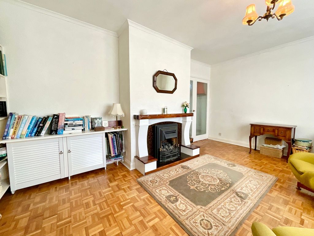 Property photo 3 of 21