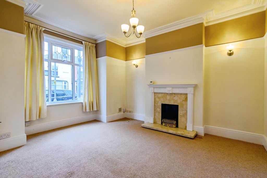 Property photo 2 of 17 Living Room