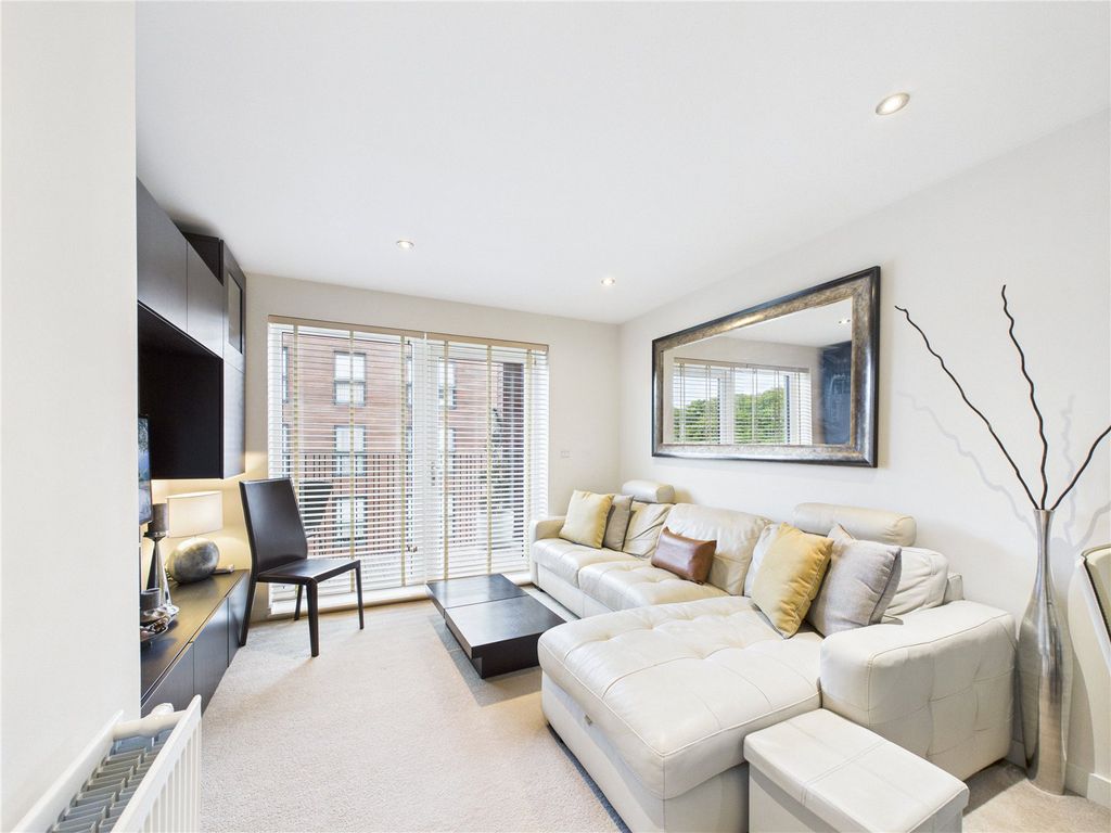 Property photo 3 of 24 Picture No. 06