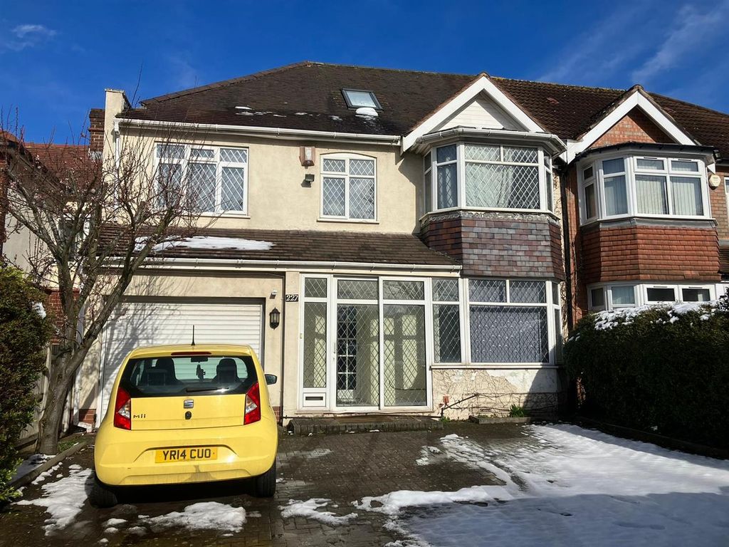 Property photo 1 of 19 Front