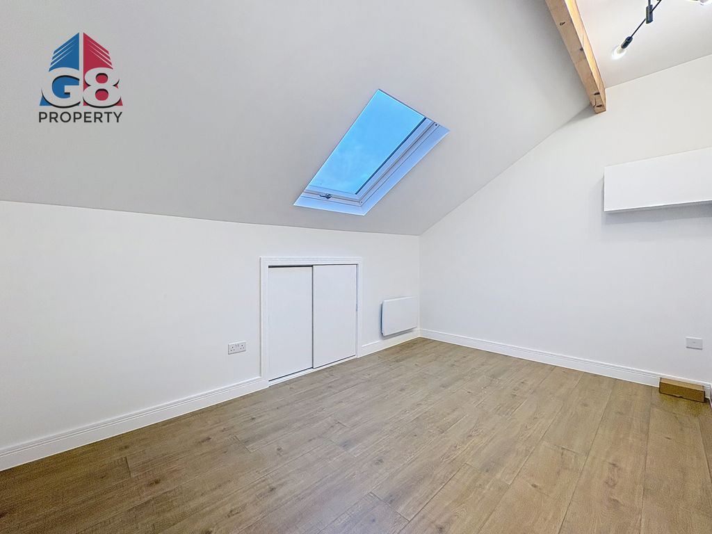 Property photo 2 of 6 Gallery