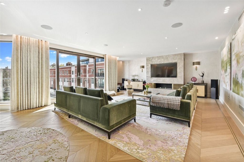 Property photo 1 of 13 Reception Room
