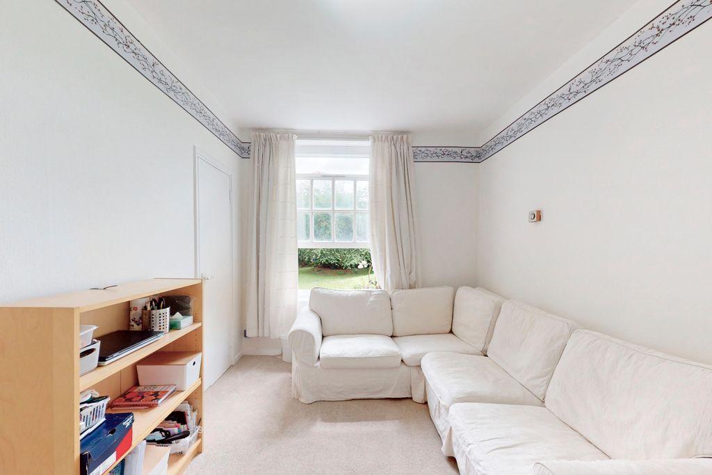 Property photo 2 of 13 Picture No. 08