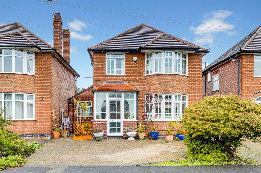Property photo 1 of 24