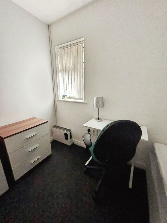 Property photo 3 of 3