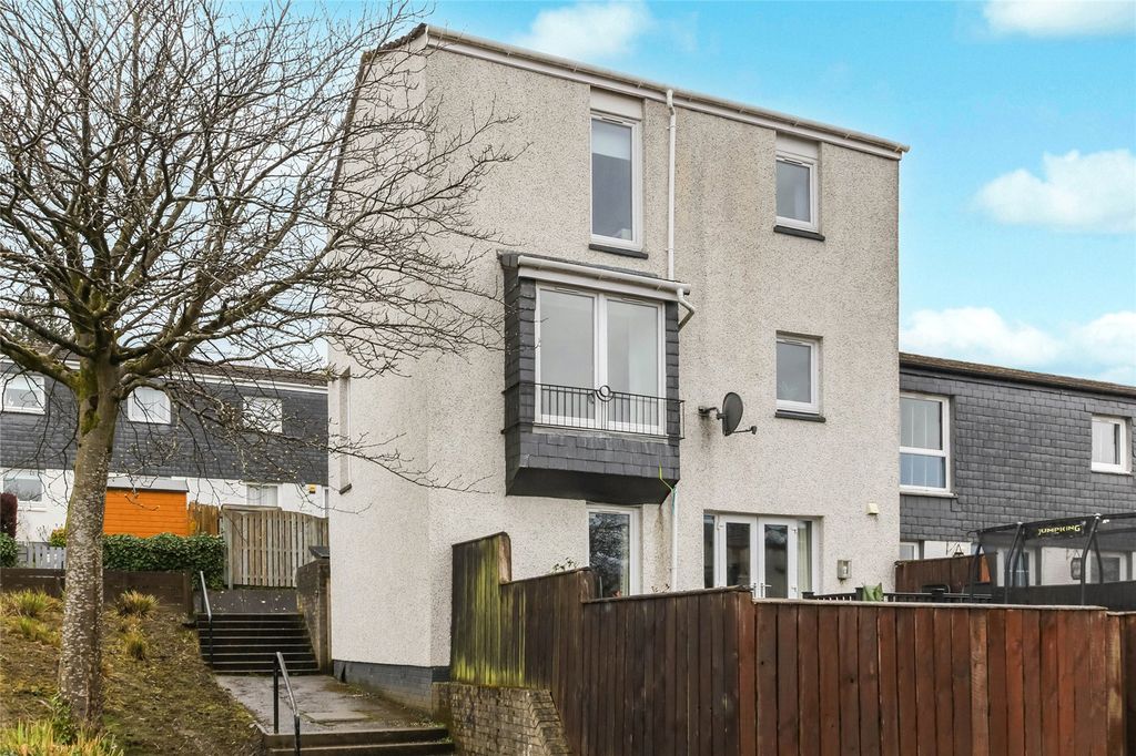 Property photo 1 of 20 Picture No. 12