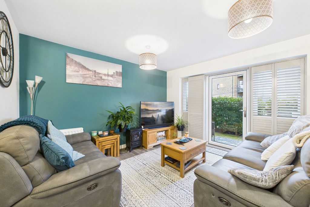 Property photo 3 of 10 Picture No. 02