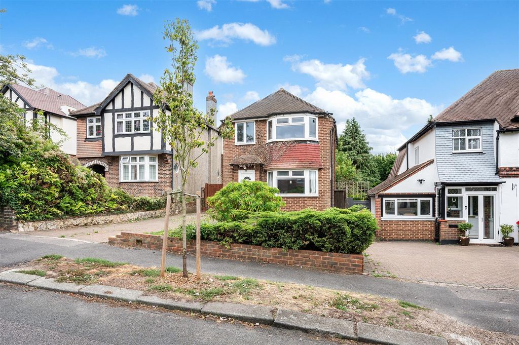 Property photo 1 of 17 Roundwood Way,53-46   (4).Jpg