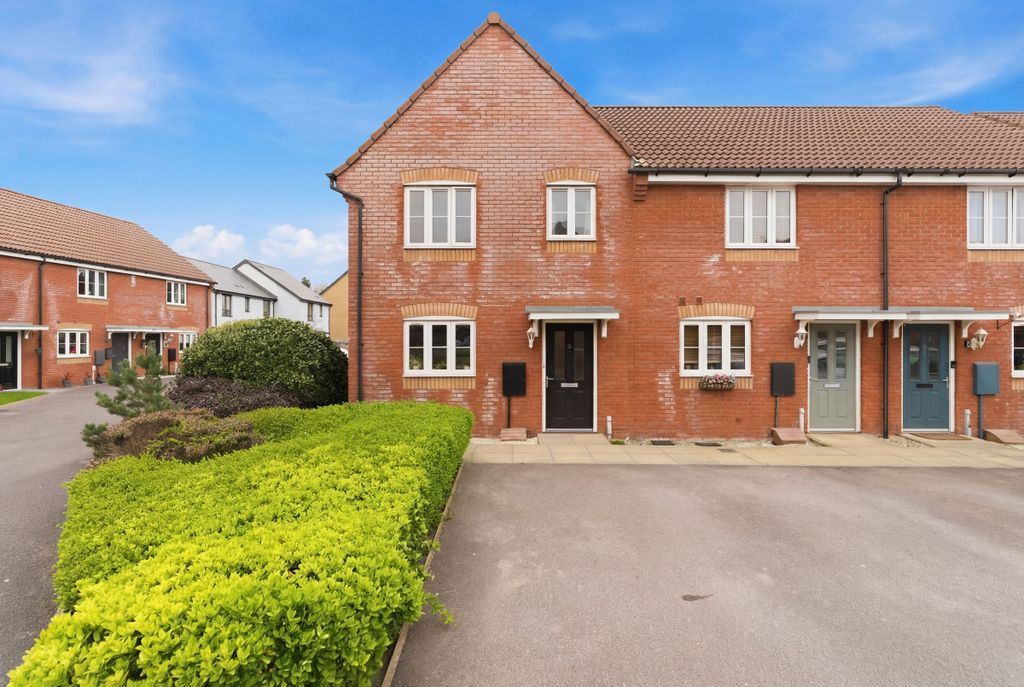 Property photo 1 of 30