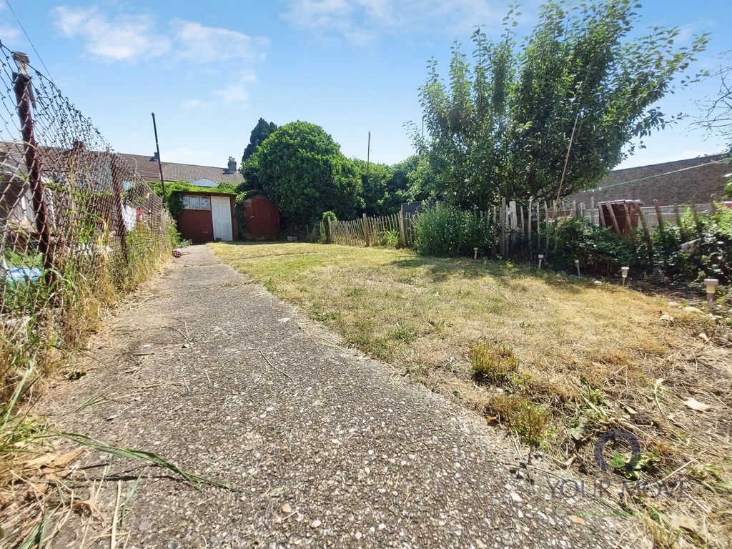 Property photo 3 of 12 Pbox-Img.Jpg