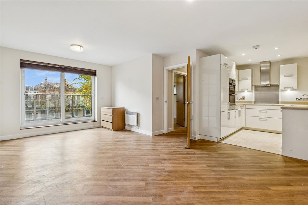 Property photo 2 of 11 Acton Lane, W4 - For Sale