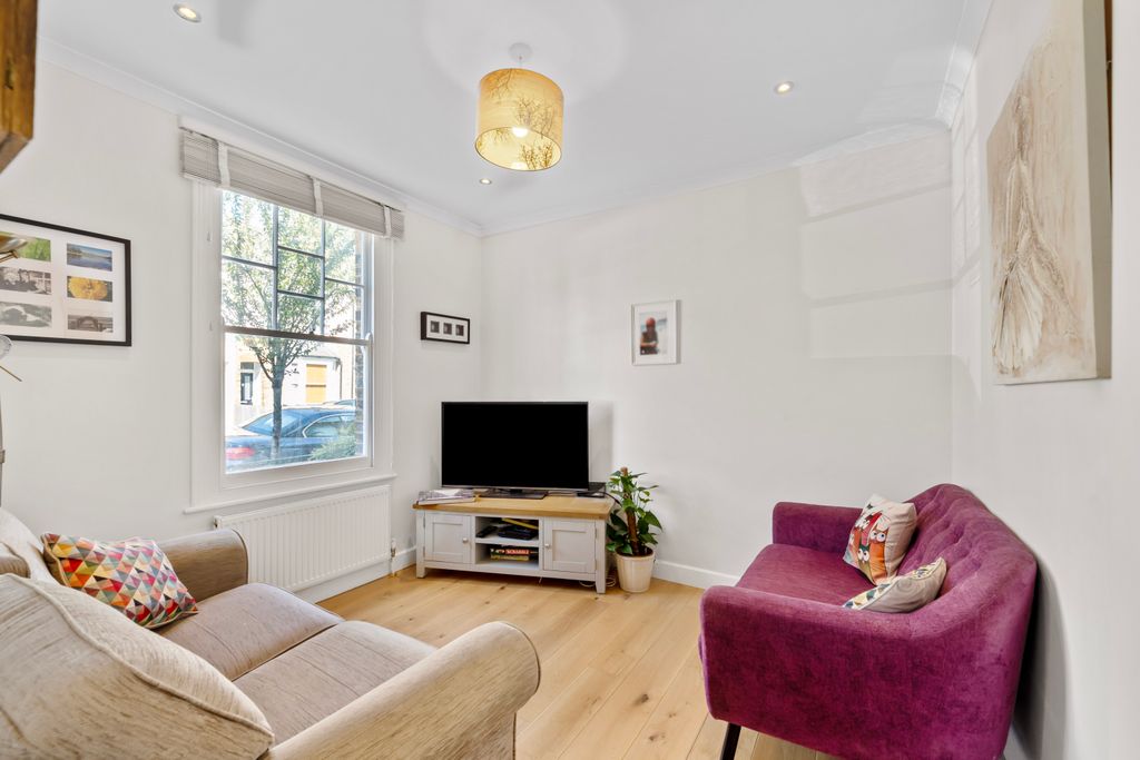 Property photo 2 of 19