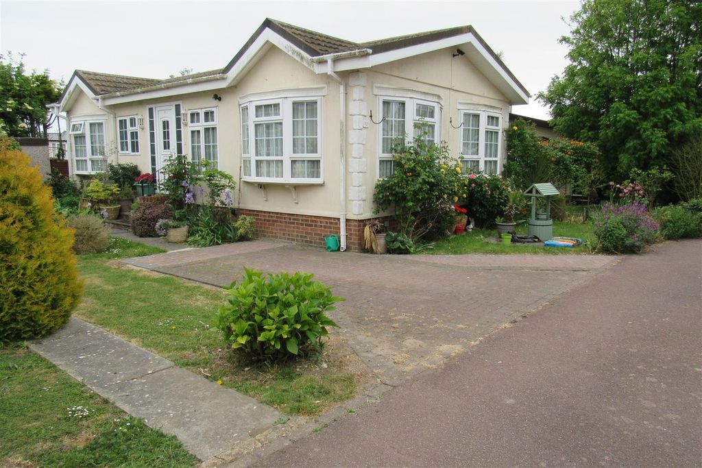 Property photo 2 of 19 Img_9811.Jpg