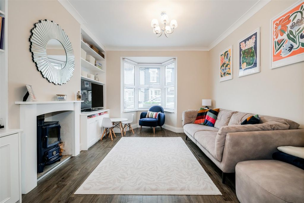 Property photo 2 of 39 2