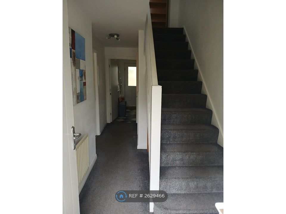 Property photo 2 of 30