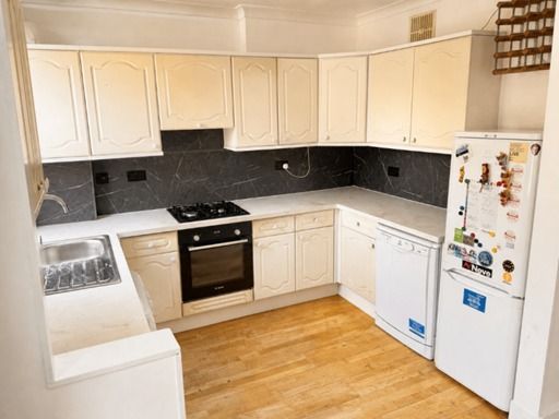 Property photo 3 of 20