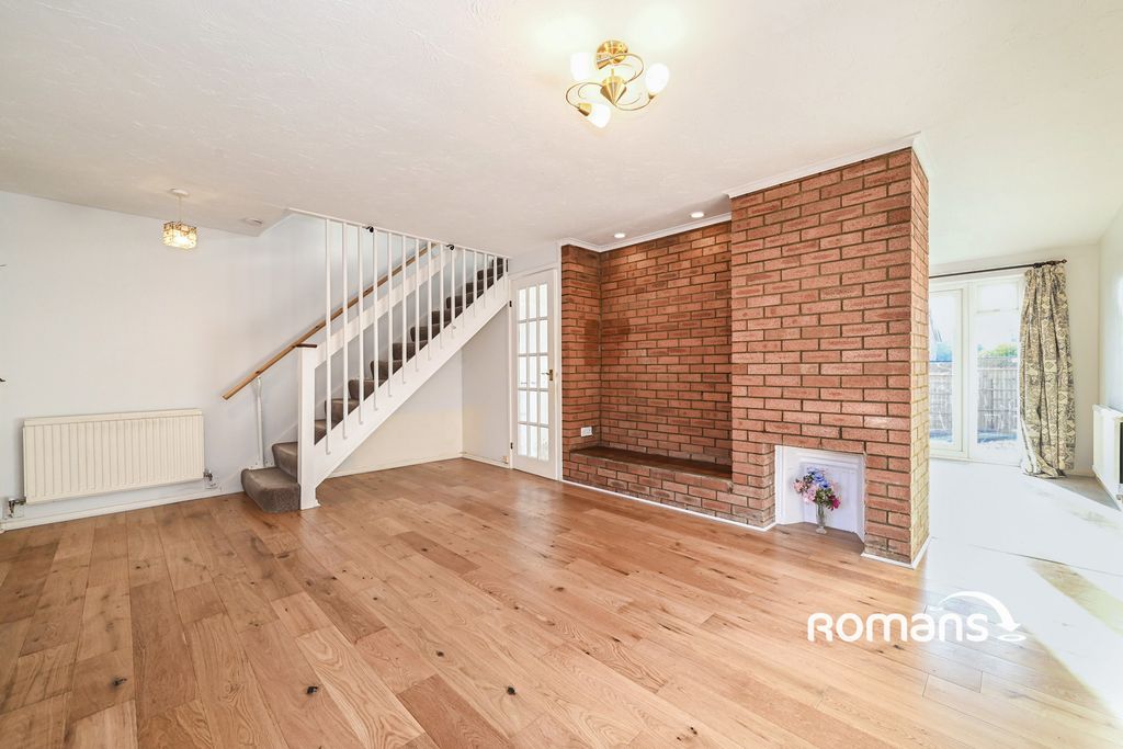 Property photo 2 of 10 Photo