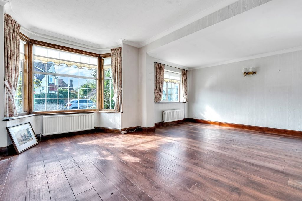 Property photo 2 of 15