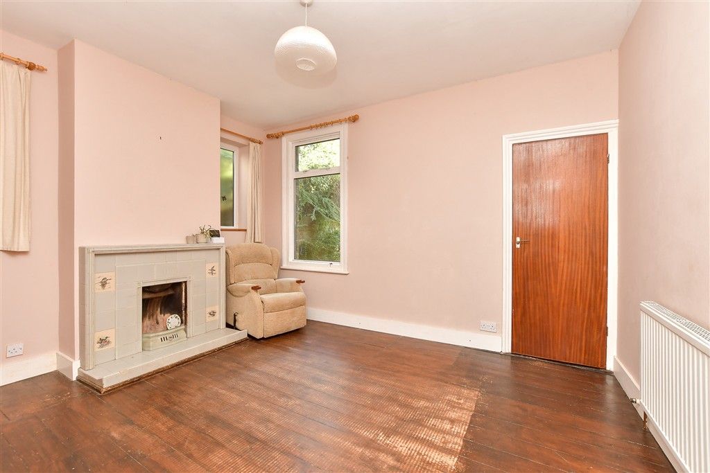 Property photo 3 of 12 Dining Room